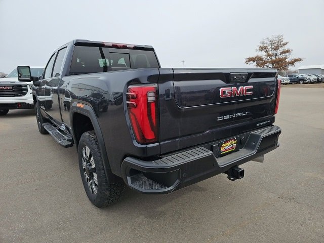 2024 Gmc Sierra 2500 HD Denali photo 3