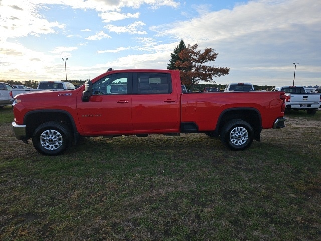 Used 2023 Chevrolet Silverado 2500HD LT with VIN 1GC4YNEY7PF174998 for sale in Fertile, MN