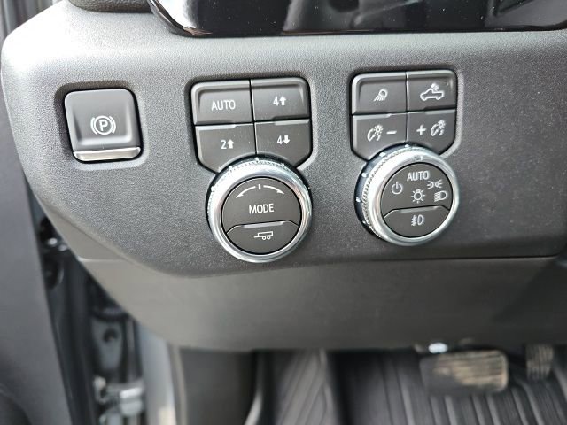2026 GMC Sierra 1500 SLT - Photo 12