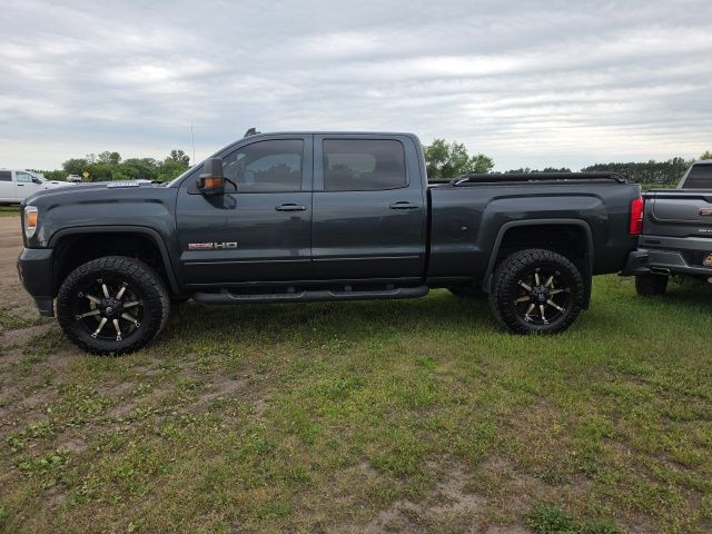 Used 2018 GMC Sierra 2500HD SLT with VIN 1GT12TEY8JF170135 for sale in Fertile, Minnesota