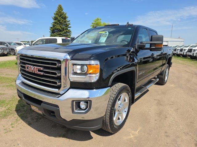 2015 GMC Sierra 4WD Crew Cab Standard Box SLE's photo