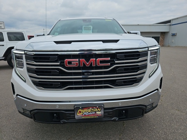 2023 GMC Sierra 1500 SLT - Photo 8