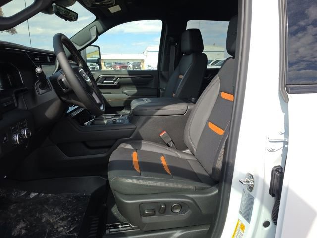 2026 GMC Sierra 2500HD AT4 - Photo 9