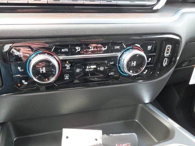 2026 GMC Sierra 1500 SLT - Photo 17
