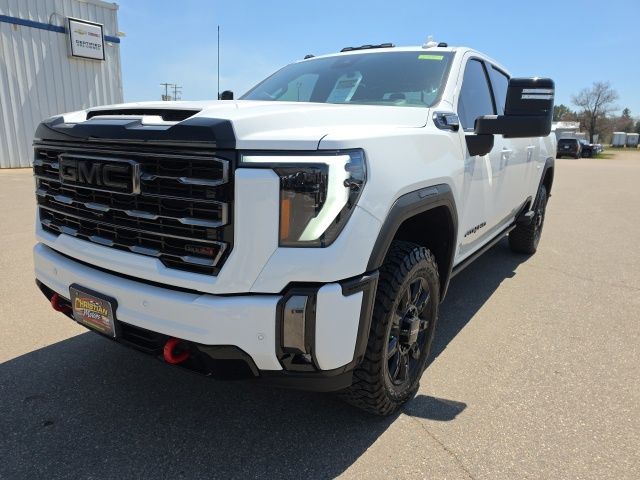 2024 GMC Sierra 4WD Crew Cab Standard Box AT4's photo