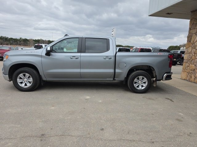 Used 2025 Chevrolet Silverado 1500 LT with VIN 3GCUKDEDXSG121907 for sale in Fertile, Minnesota