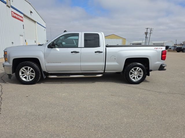 Used 2014 Chevrolet Silverado 1500 LT with VIN 1GCVKREC9EZ145158 for sale in Fertile, Minnesota