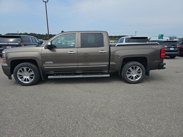 Used 2014 Chevrolet Silverado 1500 High Country with VIN 3GCUKTEJ2EG268100 for sale in Fertile, Minnesota