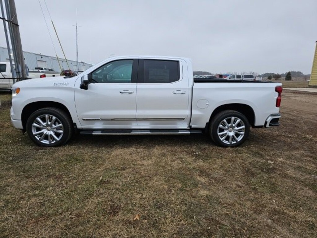 New 2023 Chevrolet Silverado 1500 For Sale at CHRISTIAN MOTORS, INC. VIN 3GCUDJEL2PG351531