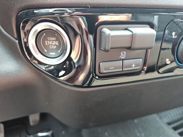 2025 Chevrolet Silverado 3500 HD LT - Photo 14