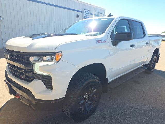 Used 2023 Chevrolet Silverado 1500 LT Trail Boss with VIN 3GCUDFED2PG234974 for sale in Fertile, Minnesota