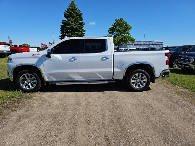 Used 2021 Chevrolet Silverado 1500 LTZ with VIN 1GCUYGED2MZ203732 for sale in Fertile, Minnesota