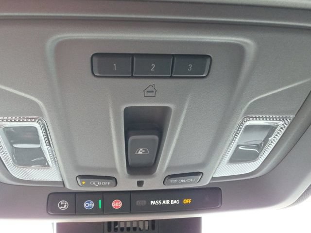 2026 GMC Sierra 1500 SLT - Photo 19