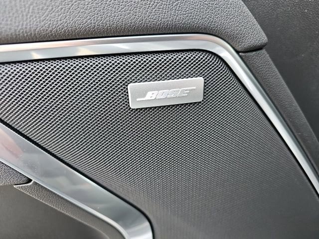 2026 GMC Sierra 1500 SLT - Photo 11