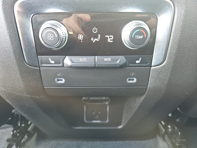 2021 GMC Yukon Denali - Photo 11
