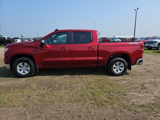 Used 2024 Chevrolet Silverado 1500 LT with VIN 3GCUDDED3RG266551 for sale in Fertile, Minnesota