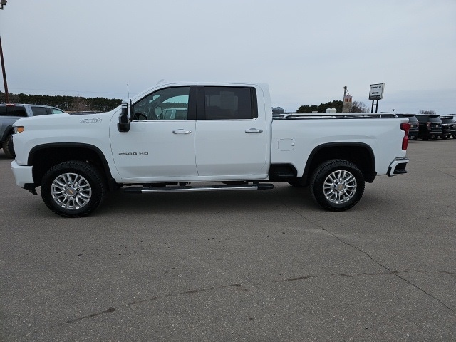 Used 2021 Chevrolet Silverado 2500HD High Country with VIN 1GC4YRE74MF115563 for sale in Fertile, Minnesota