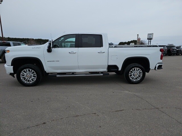 2021 Chevrolet Silverado 2500HD High Country photo 2