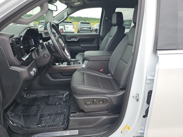 2023 GMC Sierra 1500 SLT - Photo 13