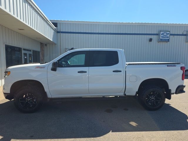 Used 2023 Chevrolet Silverado 1500 LT Trail Boss with VIN 3GCUDFED2PG234974 for sale in Fertile, Minnesota