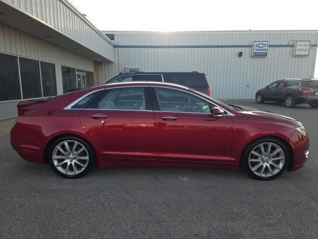 Used 2016 Lincoln MKZ Base with VIN 3LN6L2J93GR621992 for sale in Fertile, MN