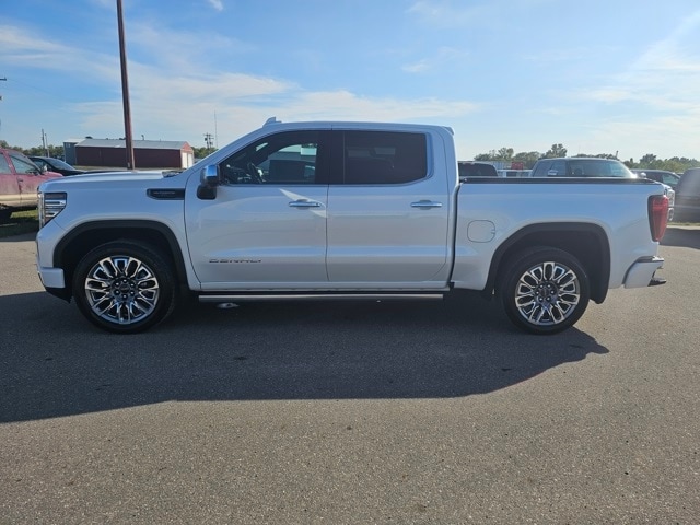 Used 2023 GMC Sierra 1500 Denali Denali Ultimate with VIN 1GTUUHELXPZ285495 for sale in Fertile, Minnesota