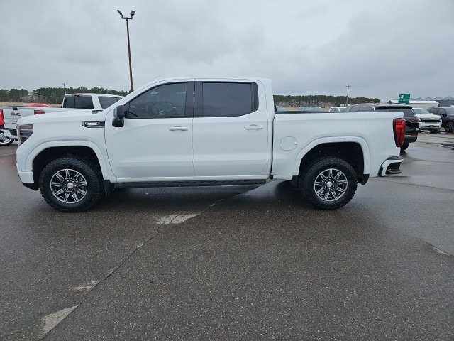 Used 2022 GMC Sierra 1500 AT4 with VIN 3GTUUEET3NG518063 for sale in Fertile, Minnesota