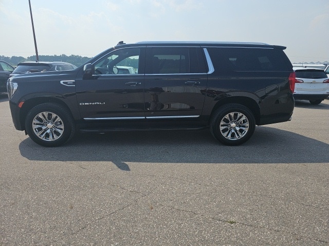 Used 2021 GMC Yukon XL Denali with VIN 1GKS2JKL5MR228579 for sale in Fertile, Minnesota