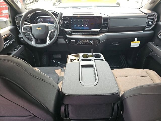 2025 Chevrolet Silverado 3500 HD LT - Photo 8