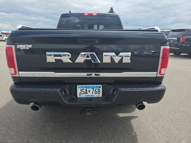 2017 Ram 1500 Limited photo 4