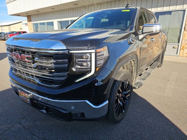 2026 GMC Sierra 1500 SLT's photo