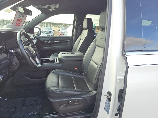 2021 GMC Yukon Denali - Photo 13