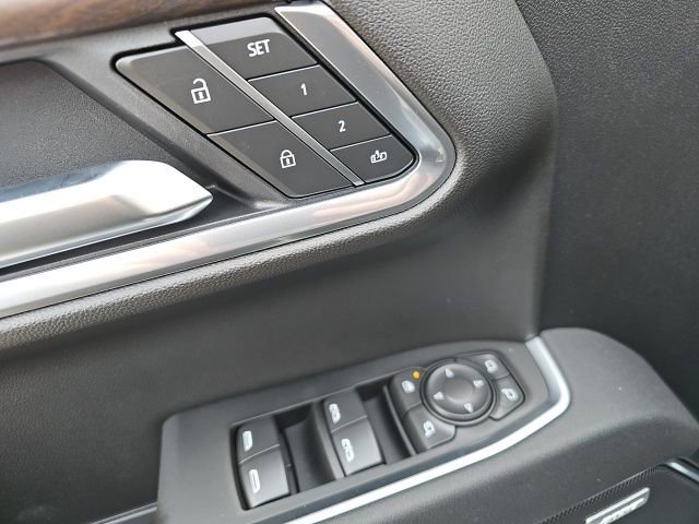 2026 GMC Sierra 1500 SLT - Photo 10