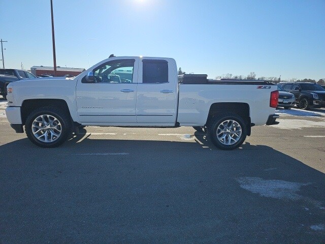 Used 2018 Chevrolet Silverado 1500 LTZ Z71 with VIN 1GCVKSEC1JZ354394 for sale in Fertile, MN