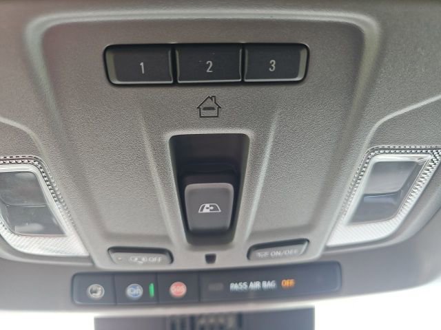 2025 Chevrolet Silverado 3500 HD LT - Photo 17
