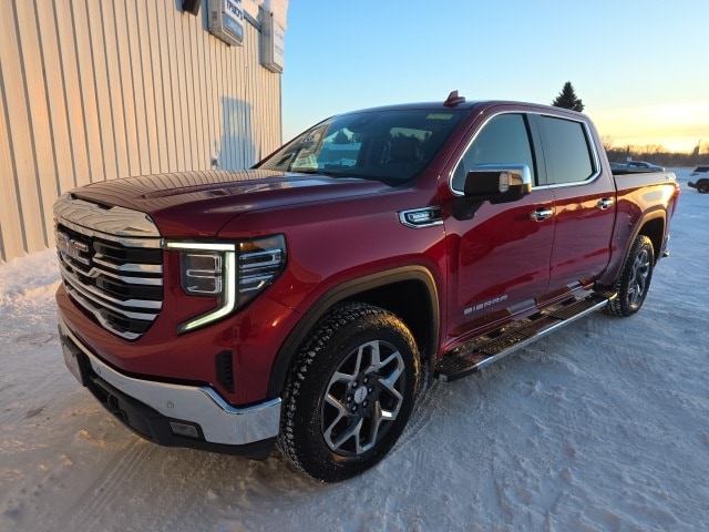 2024 GMC Sierra 1500 SLT's photo