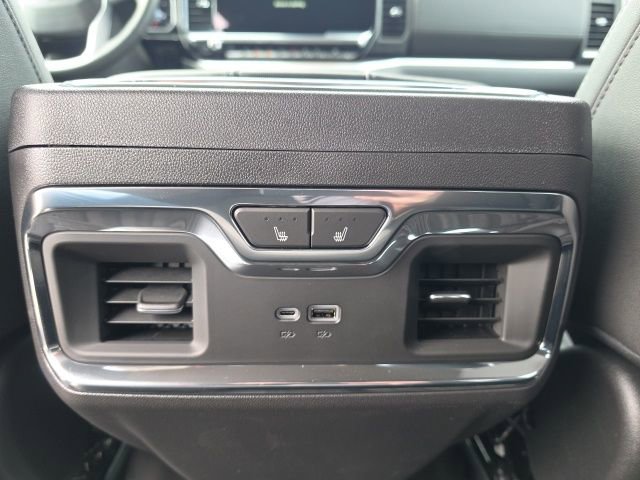 2026 GMC Sierra 1500 SLT - Photo 7