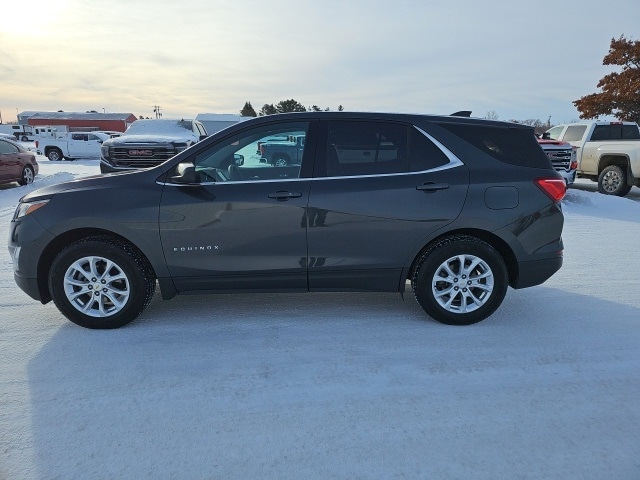 Used 2020 Chevrolet Equinox LT with VIN 2GNAXUEV9L6256622 for sale in Fertile, Minnesota