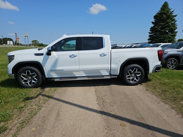 Used 2023 GMC Sierra 1500 SLT with VIN 3GTUUDED6PG240636 for sale in Fertile, Minnesota