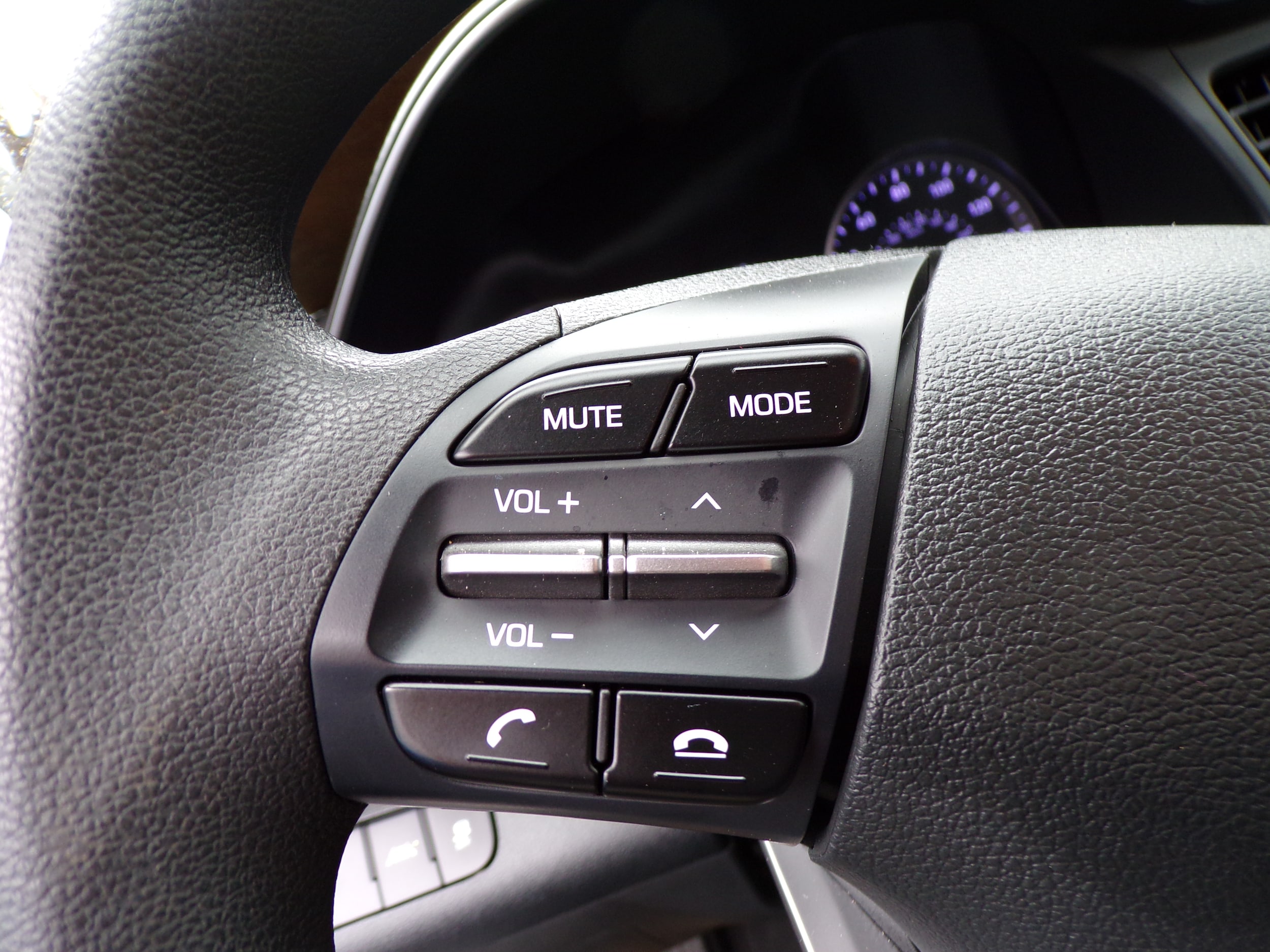 2020 Hyundai Elantra SE - Photo 18