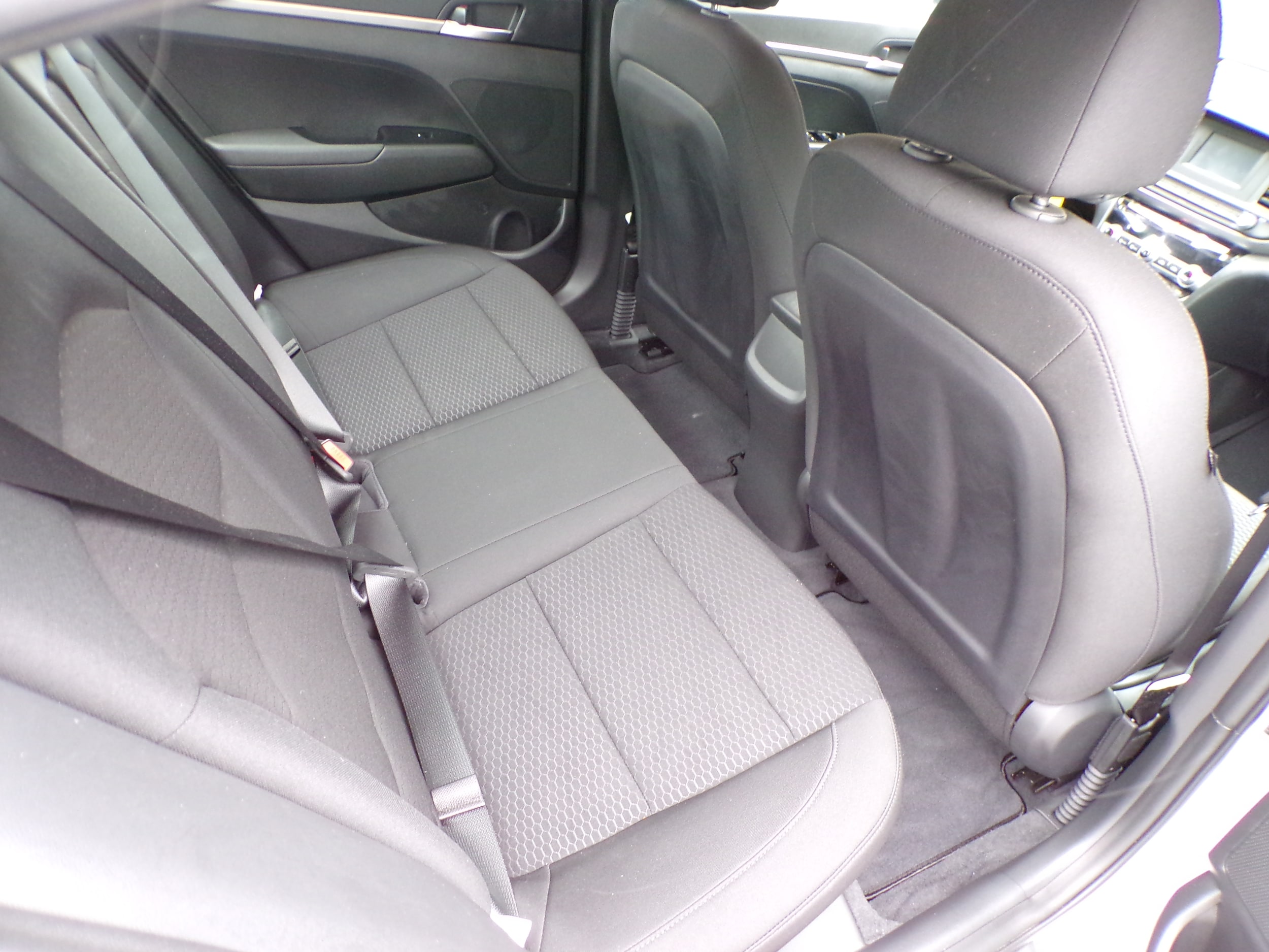 2020 Hyundai Elantra SE - Photo 10