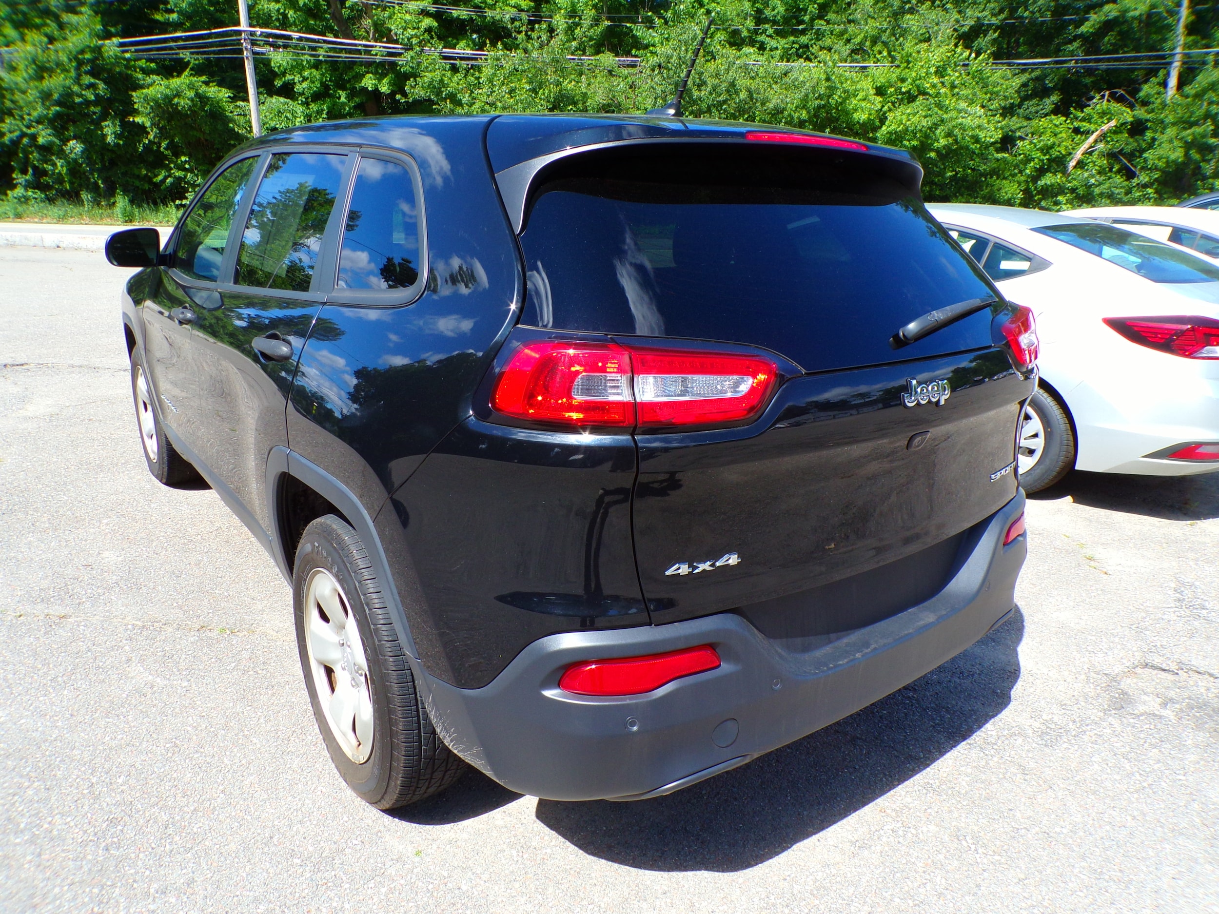 2017 Jeep Cherokee Sport - Photo 10