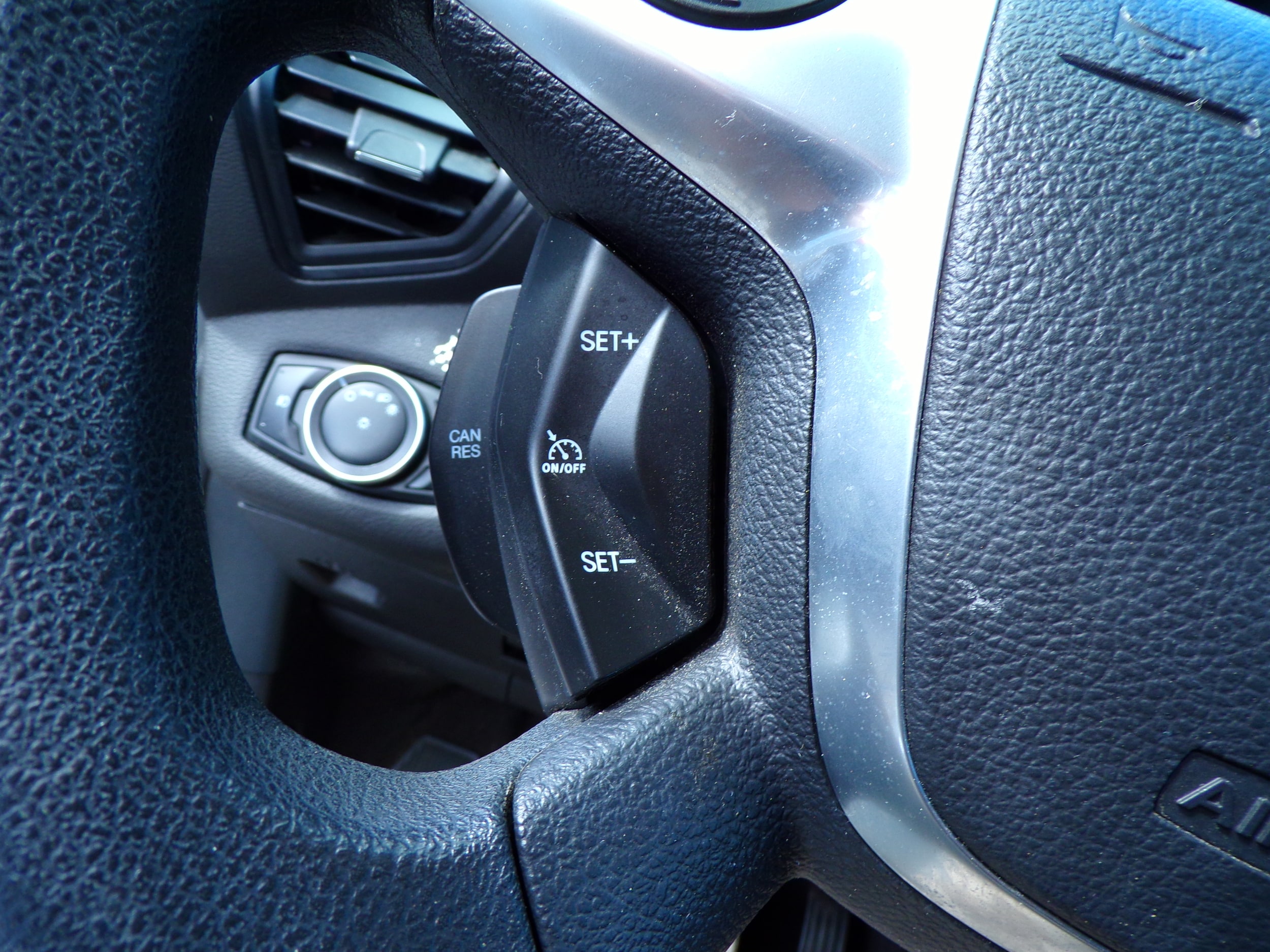 2016 Ford Escape SE - Photo 24