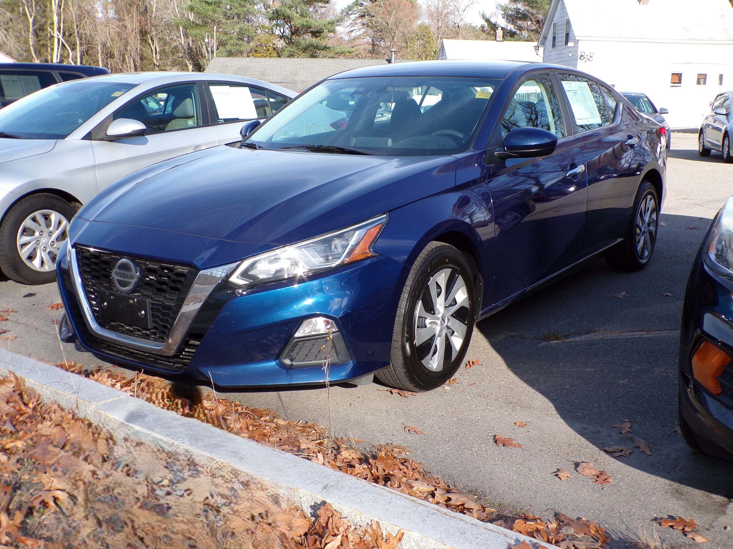 2020 Nissan Altima S's photo