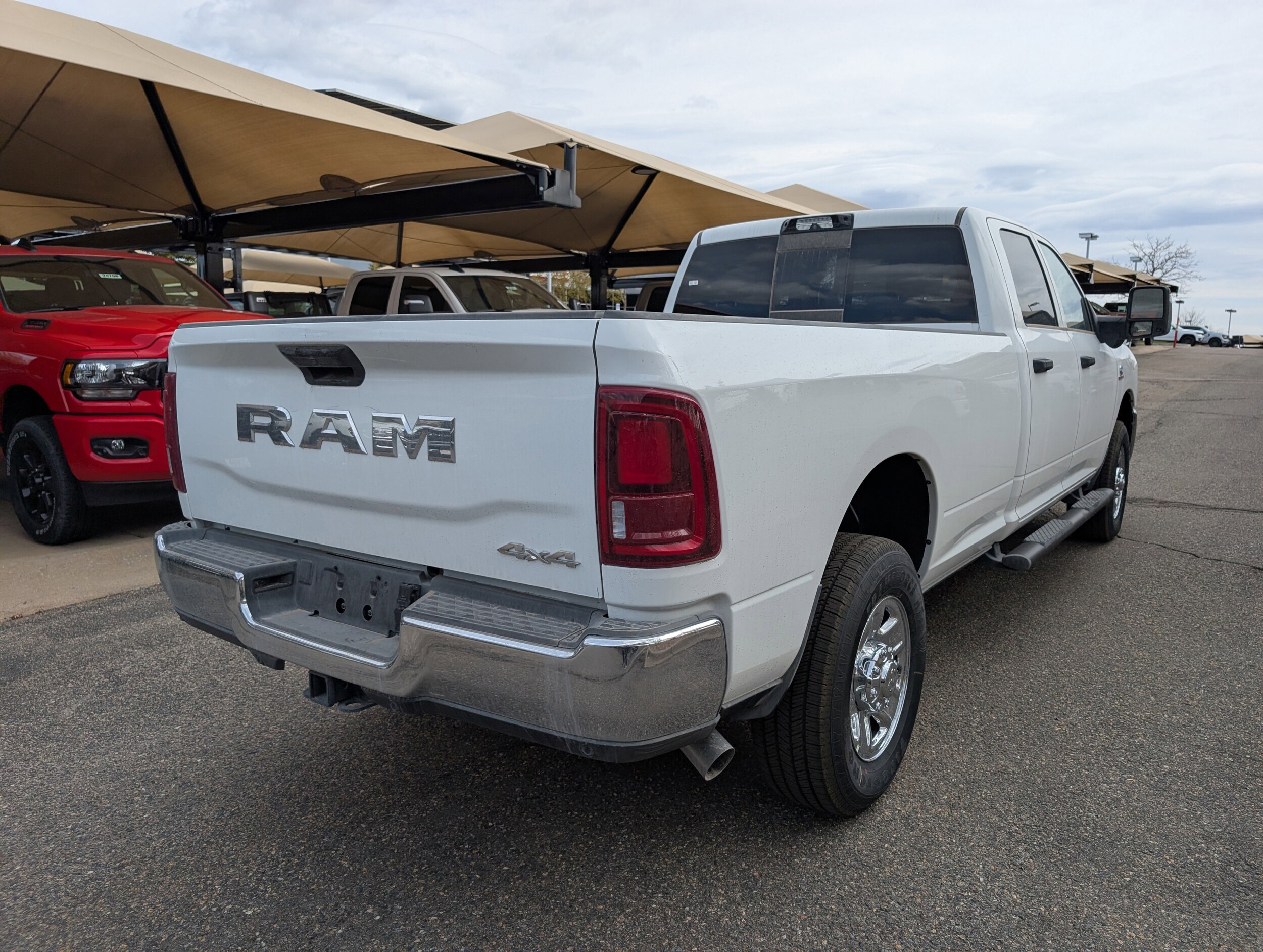 2025 Ram 3500 Tradesman photo 3