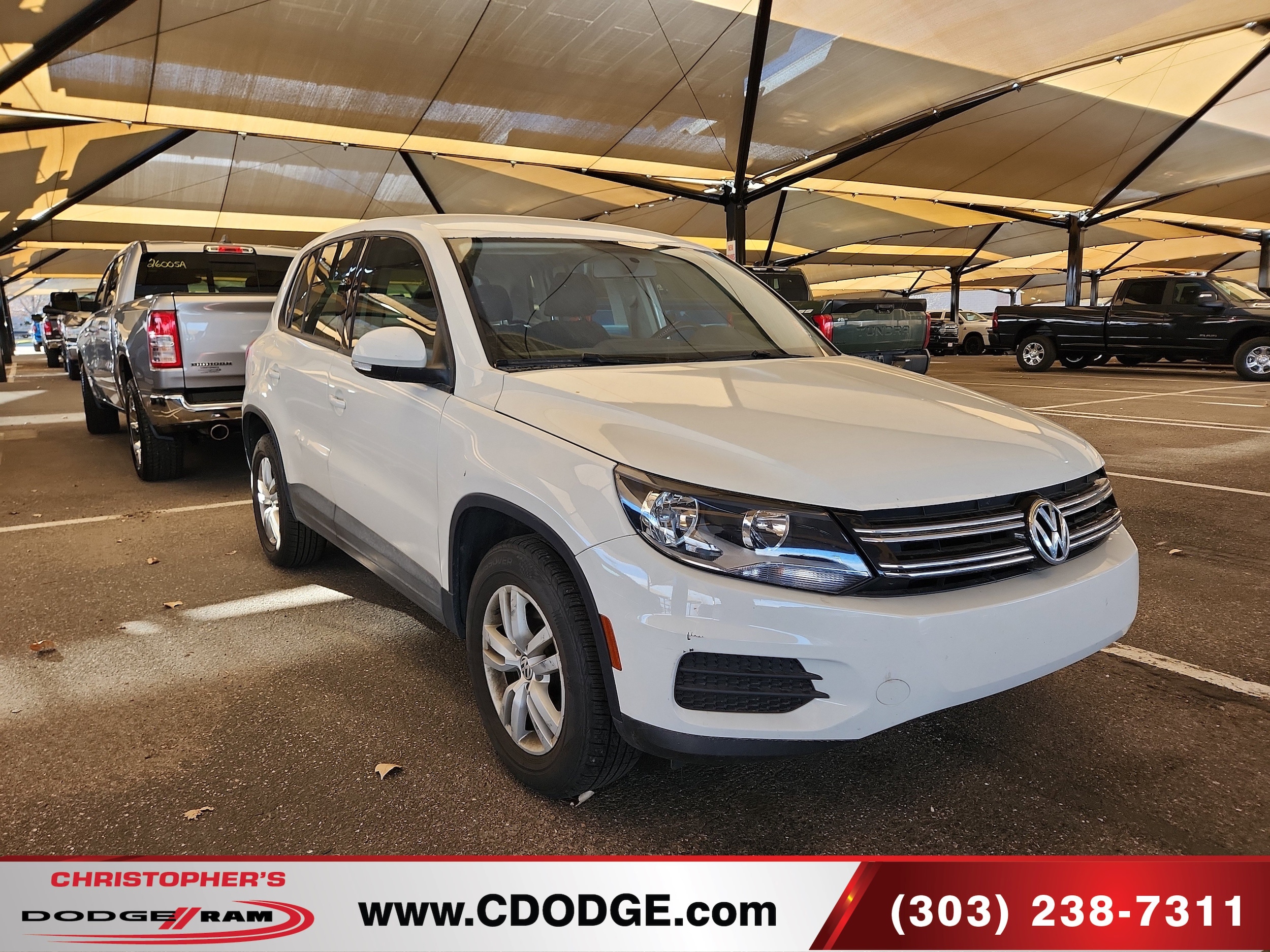 2013 Volkswagen Tiguan S's photo