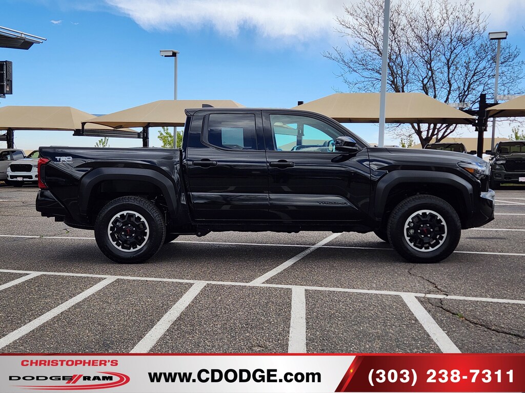 Used 2025 Toyota Tacoma 4WD Truck Double Cab