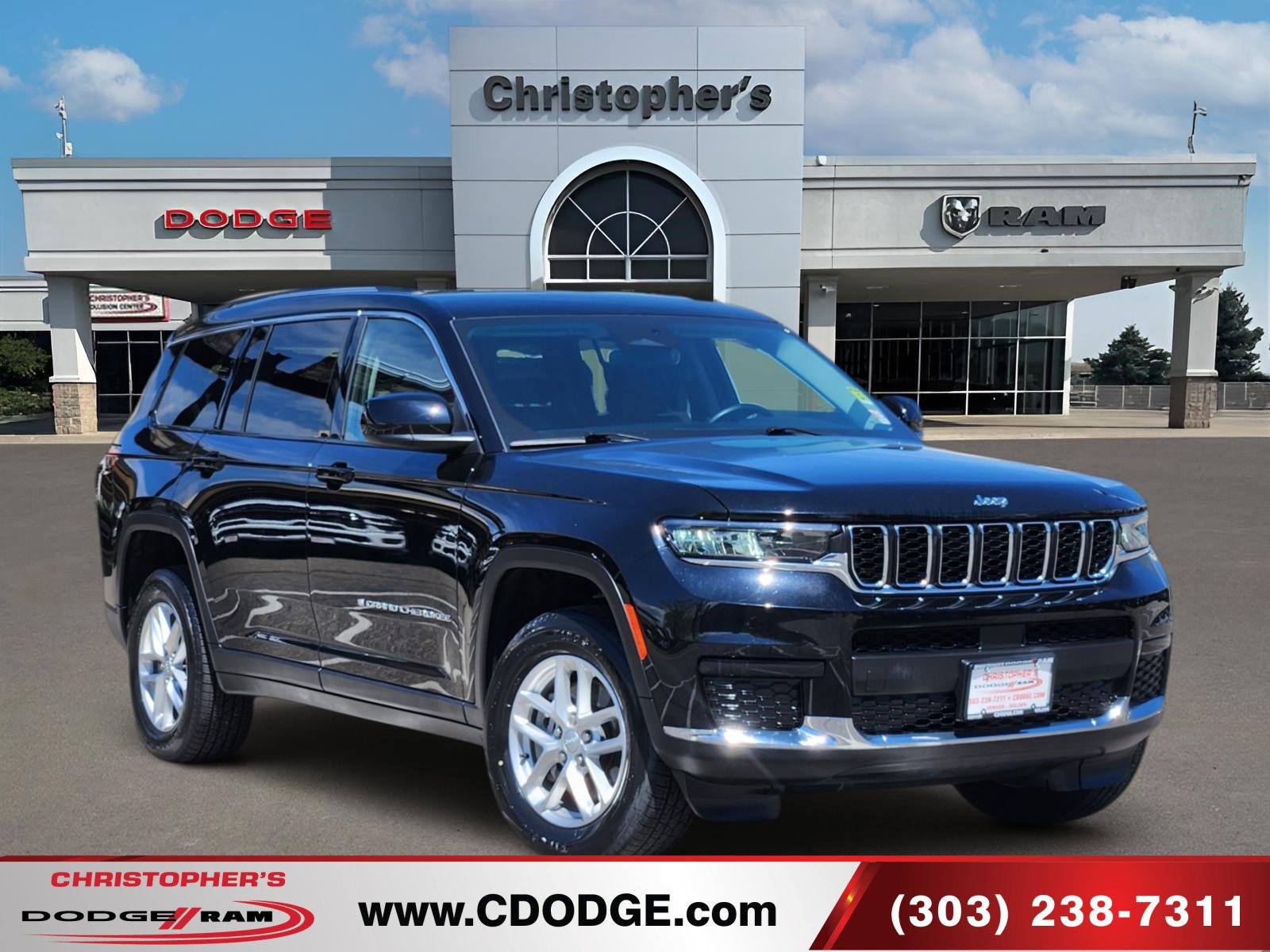 2022 Jeep Grand Cherokee L Laredo 4x4's photo