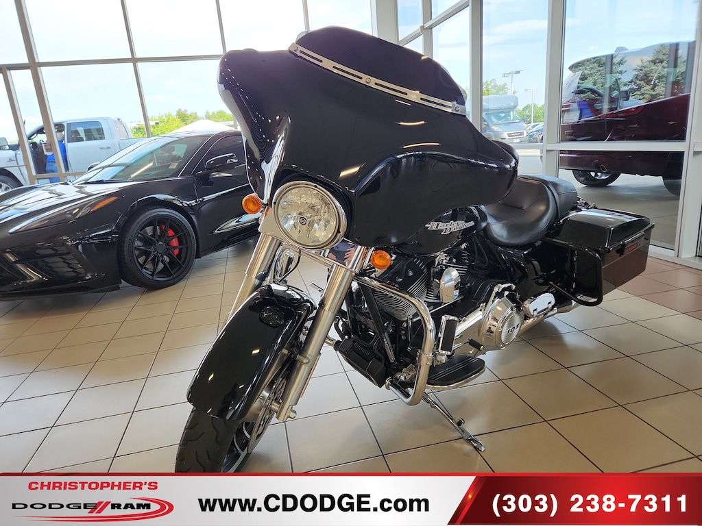 Used 2013 Harley Davidson Flhx