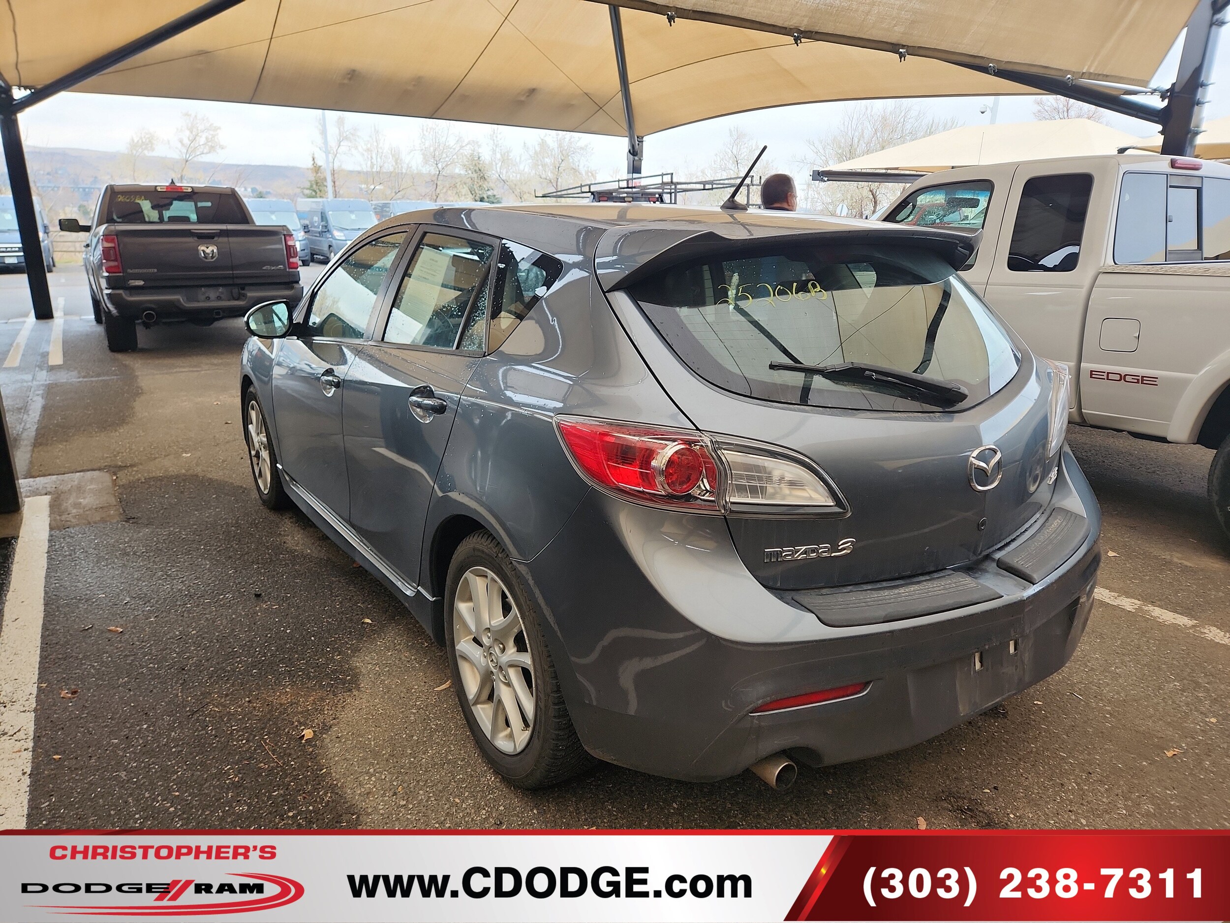 2012 Mazda Mazda3 s Touring Hatchback photo 3